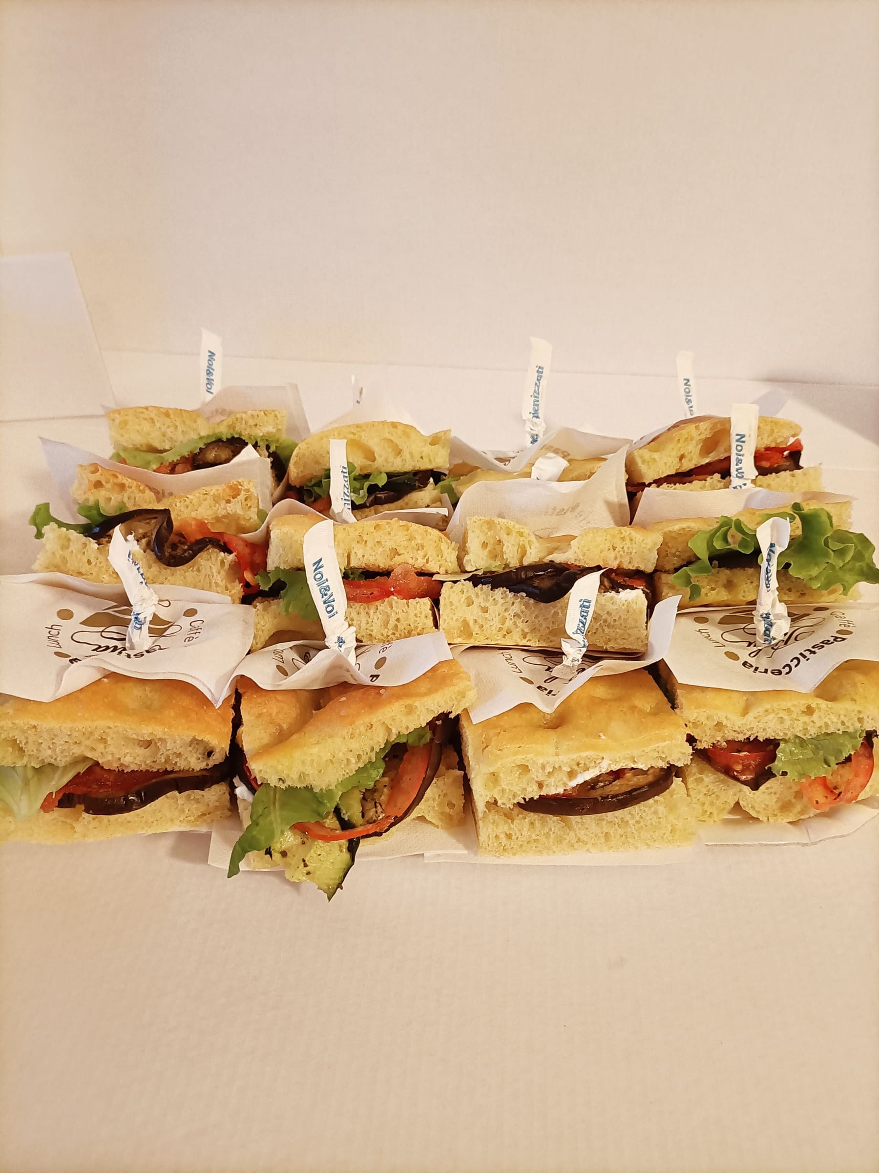 Focacce farcite per catering aziendale